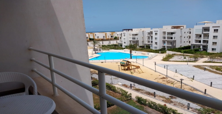 شاليه للإيجار في قرية امواج الساحل الشمالي  Chalet for rent in Amwaj North Coast Village