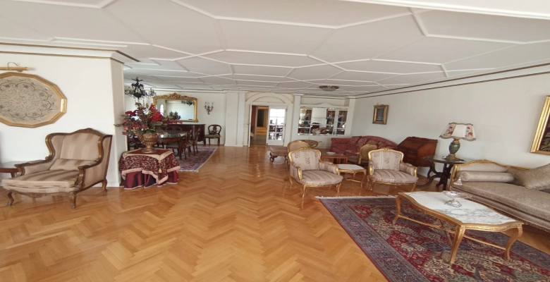 شقه للايجار في عبد المنعم رياض بالجيزه   Apartment for rent at 18 Abdel Moneim Riad Street, Giza