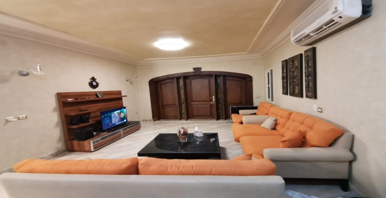 شاليه للايجار بمارينا 4 بالساحل الشمالي