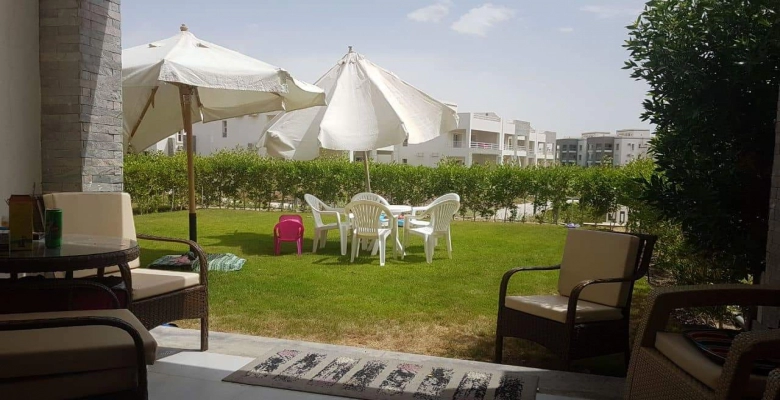 شاليه للايجار في امواج الدور الارضي 2 غرفه