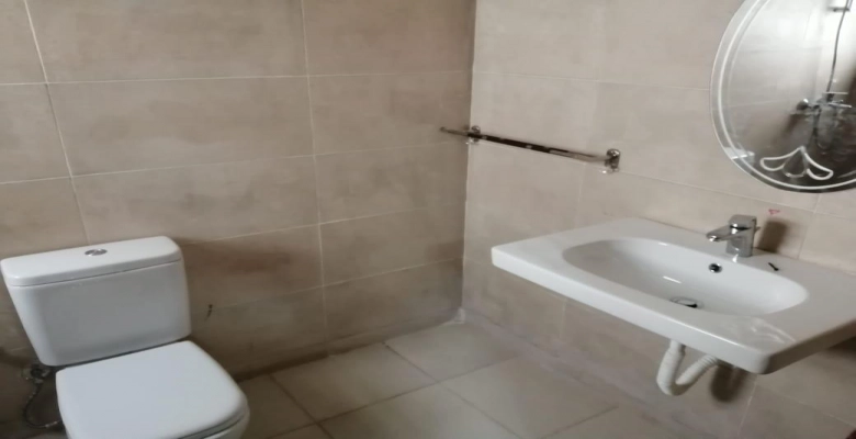 شاليه للايجار في امواج بالساحل الشمالي   Chalet for rent in Amwaj, North Coast