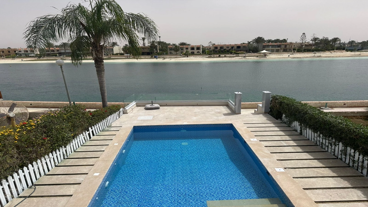 فيلا  للإيجار بالساحل الشمالي, مارينا  مارينا5 منطقه23 جزيرة1