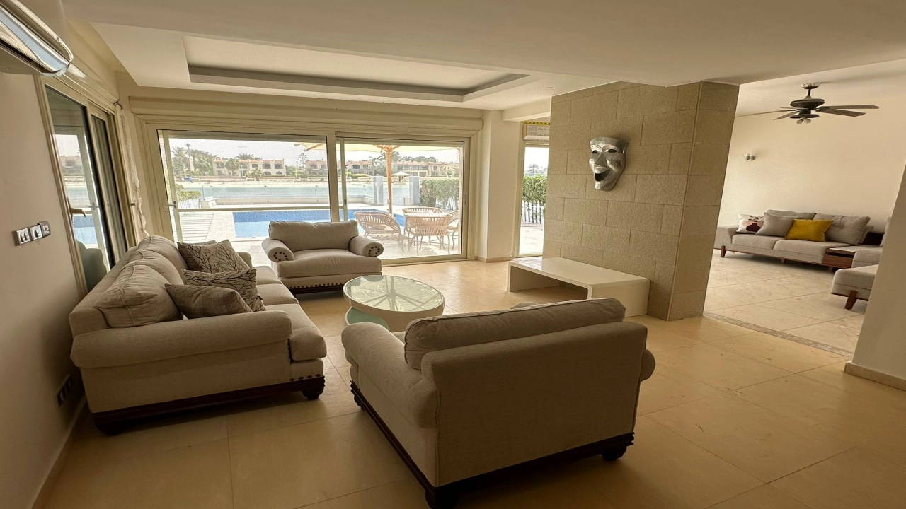 فيلا  للإيجار بالساحل الشمالي, مارينا  مارينا5 منطقه23 جزيرة1