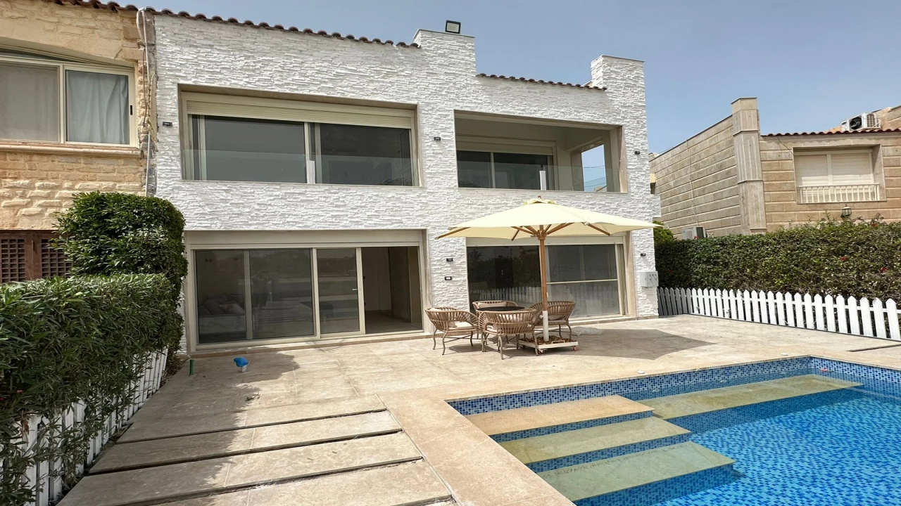 فيلا  للإيجار بالساحل الشمالي, مارينا  مارينا5 منطقه23 جزيرة1