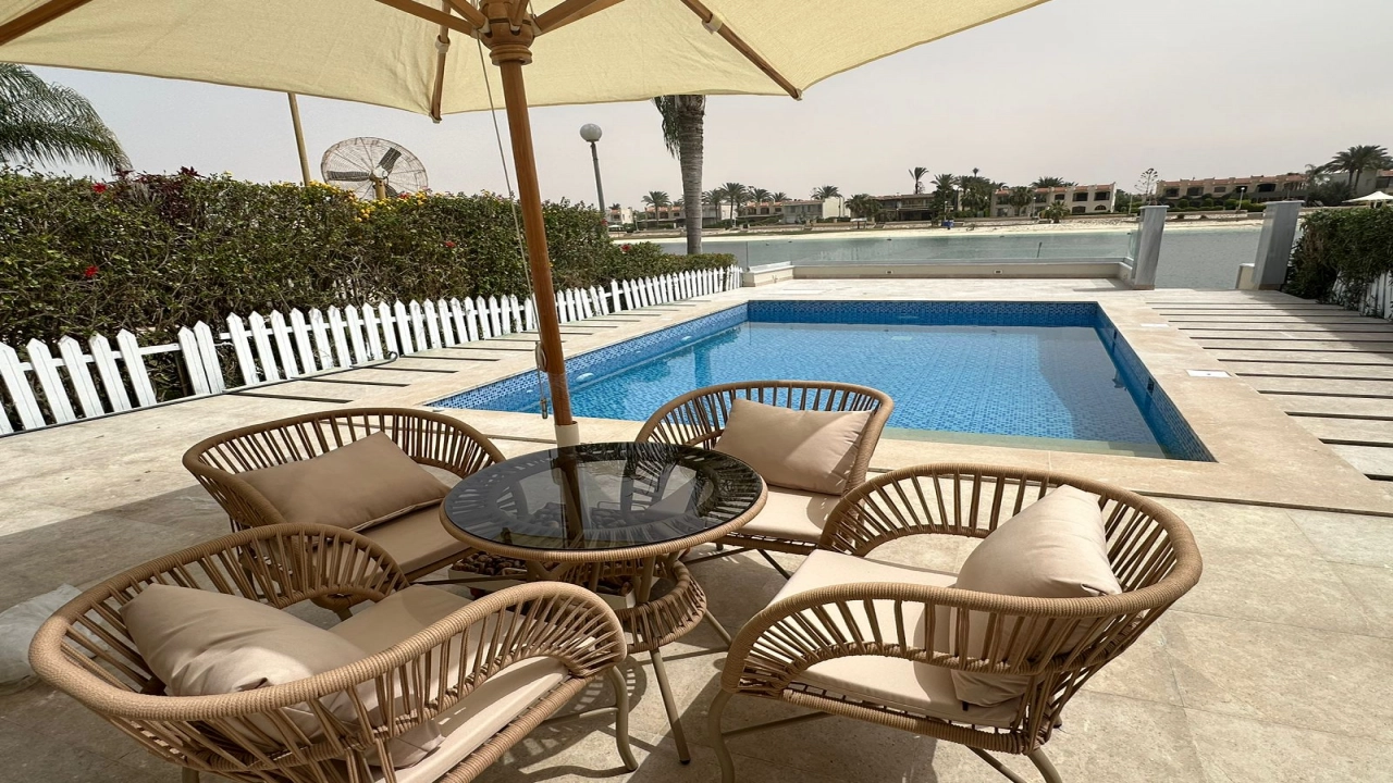 فيلا  للإيجار بالساحل الشمالي, مارينا  مارينا5 منطقه23 جزيرة1