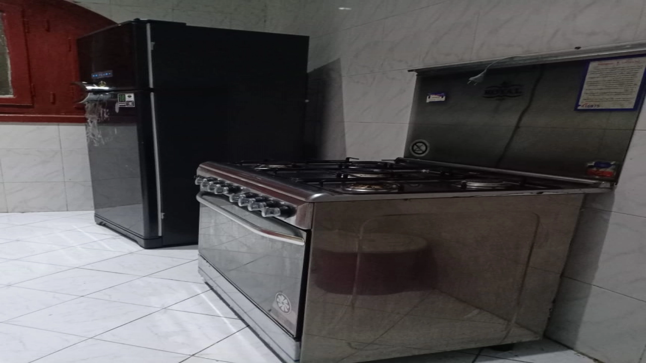 شالية للايجار فى مارينا 6  الساحال الشمالى متاح يوم جمعه1 15/8و سبت16/8