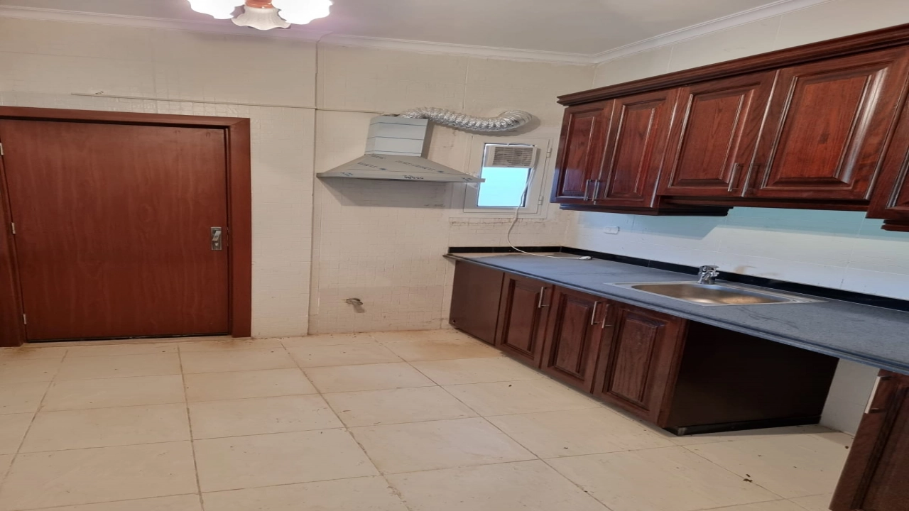 فيلا توين هاوس للبيع - في امواج - الساحل الشمالي