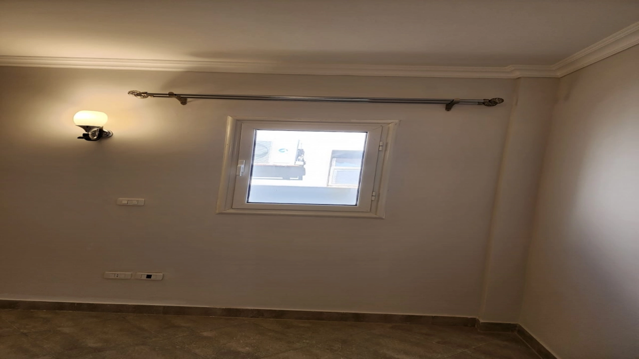 فيلا توين هاوس للبيع - في امواج - الساحل الشمالي