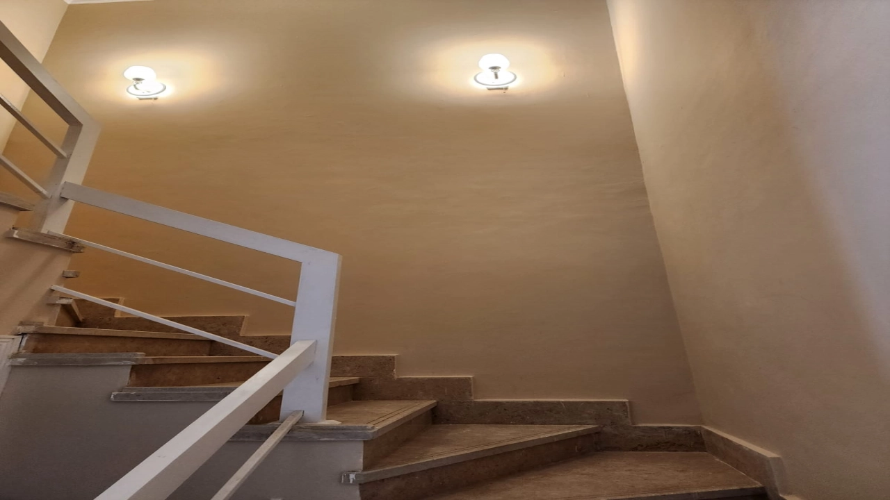 فيلا توين هاوس للبيع - في امواج - الساحل الشمالي