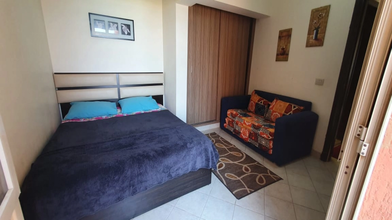 شاليه للايجار بقرية تلال بالعين السخنة 2 غرف