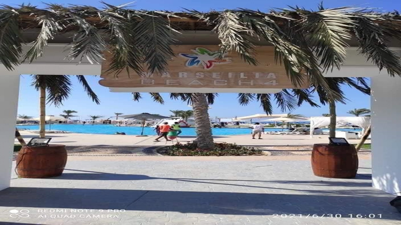 فيلا للإيجار في قرية مارسيليا بيتش فور