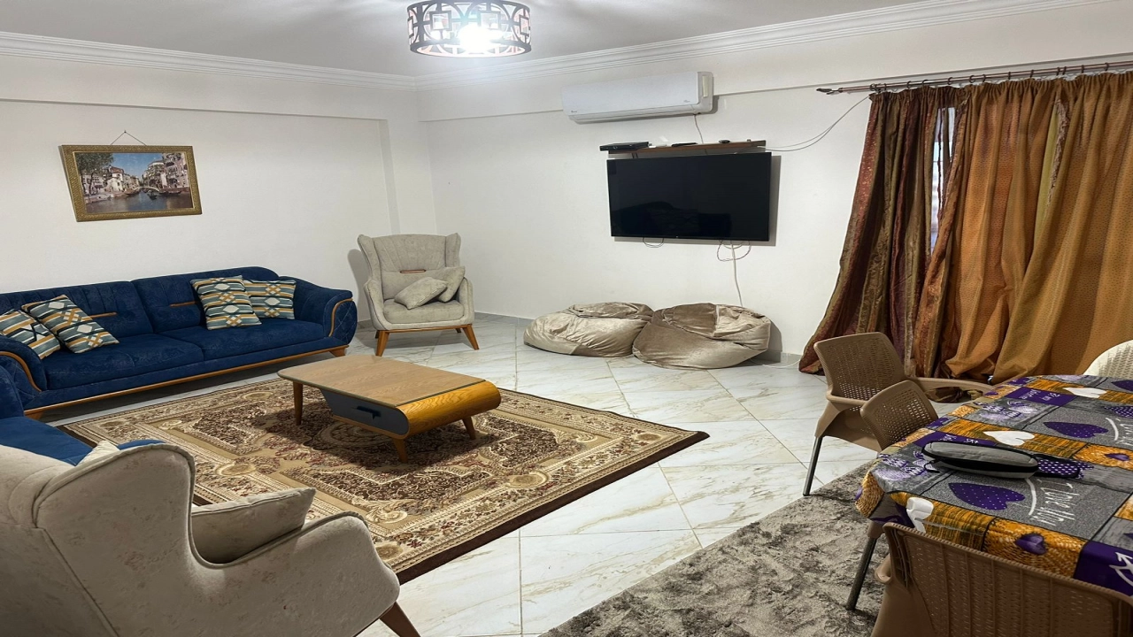 شاليه للايجار في مارسيليا بيتش 4