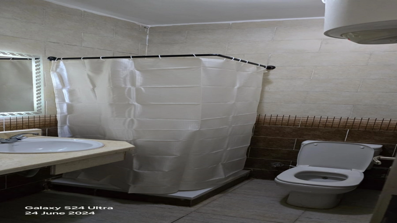 شالية للإيجار في قرية بلومار العين السخنة 2 غرف