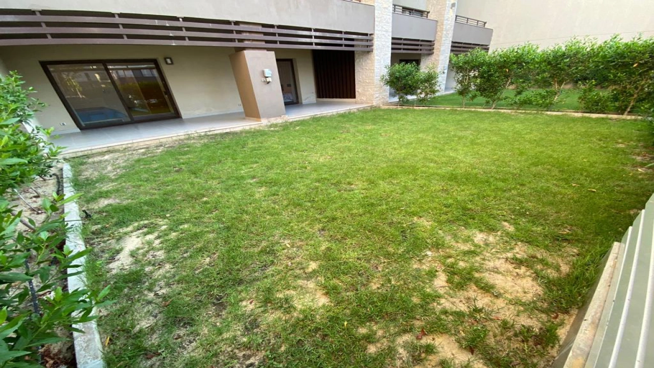 شاليه للايجار في مراسي مارينا ارضي بجاردن 3 غرف