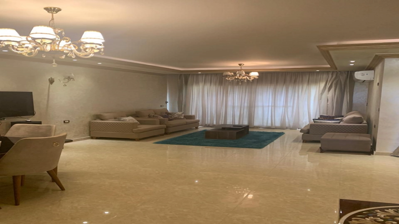 فيلا للايجار في هاسيندا باي ارضي 5غرف