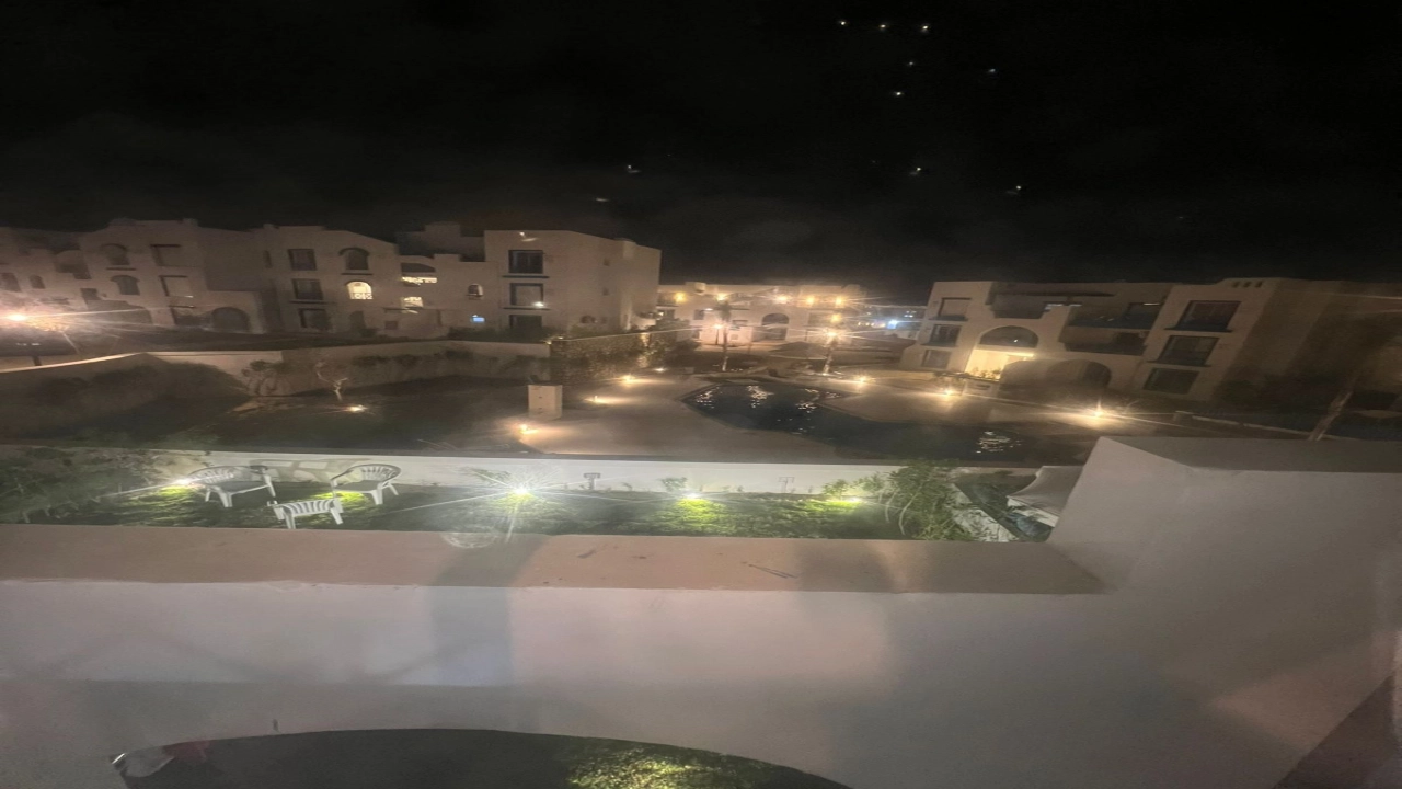 شاليه للإيجار في الساحل الشمالي قرية ماونتن فيو راس الحكمة