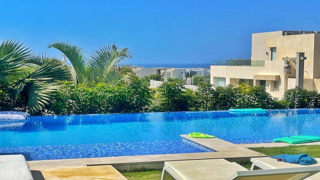 ايجار فى هايسندا باى  فيلا ارضى