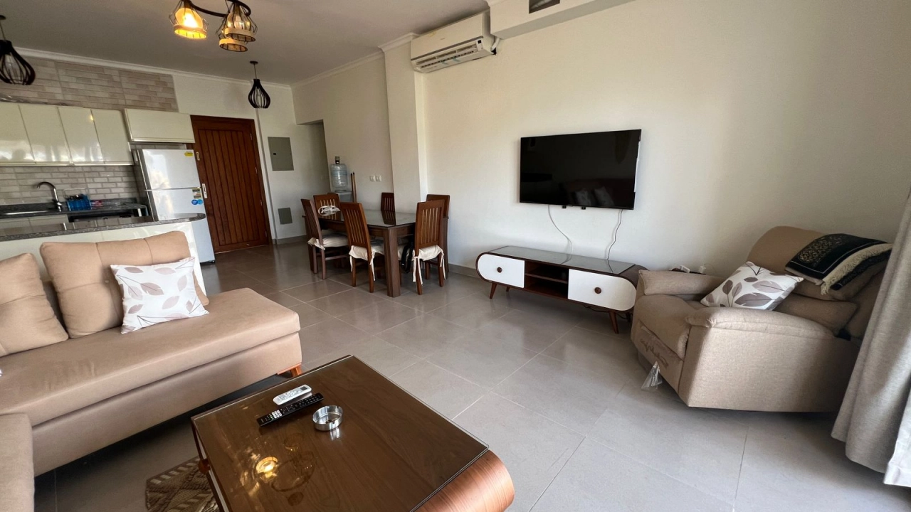 شاليه للايجار في جايا راس الحكمة ارضي بجاردن غرفتين