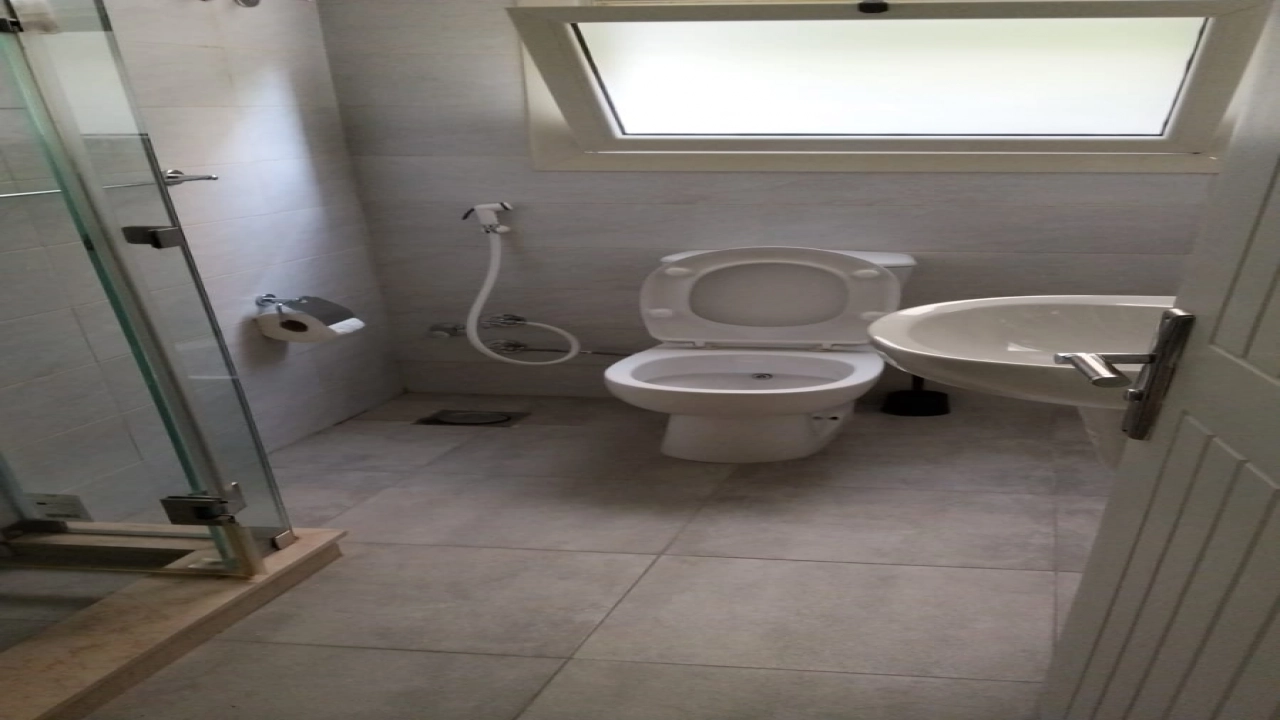 جنيور شالية_للايجار(هاسيندا باي) ارضي بجاردن