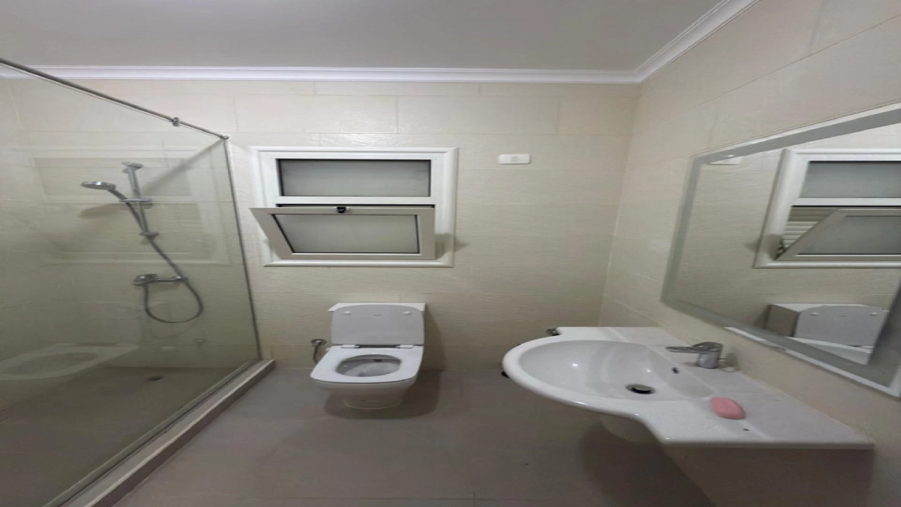 شالية للايجار في جايا راس الحكمة ارضي بجاردن 3غرف