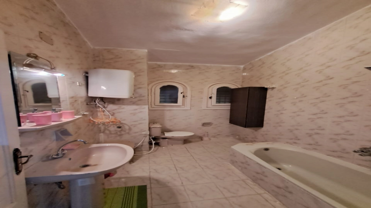 فيلا للايجار_بمارينا 5 (5غرف)