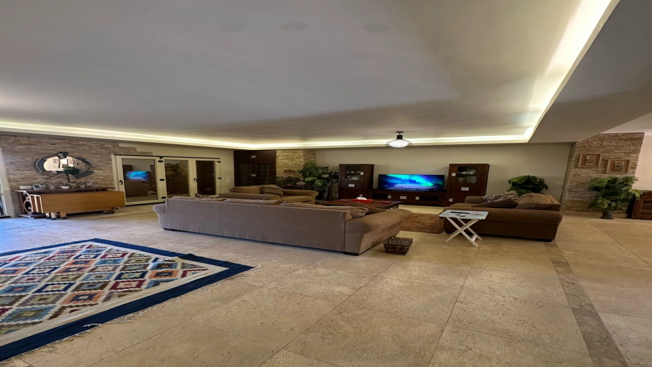 فيلا للايجار_بمارينا 5(6غرف)