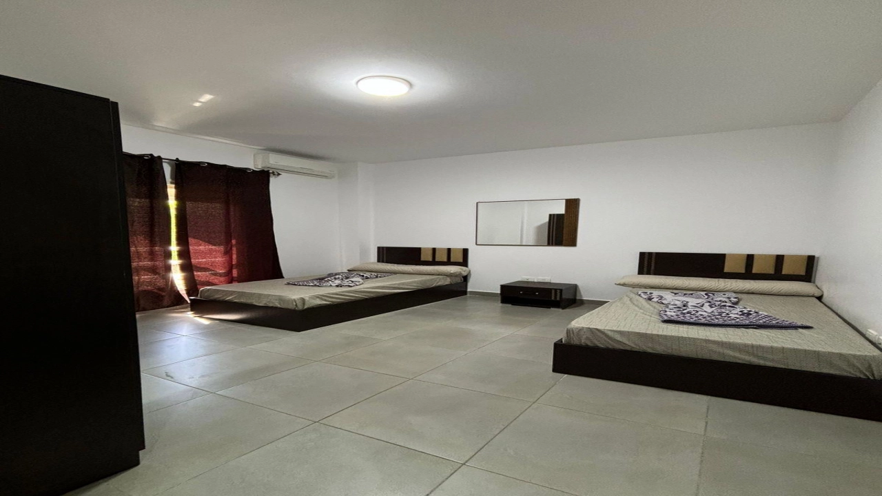 شالية للايجار3  نوم اراضي بحديقة في قرية امواج الساحل الشمالي