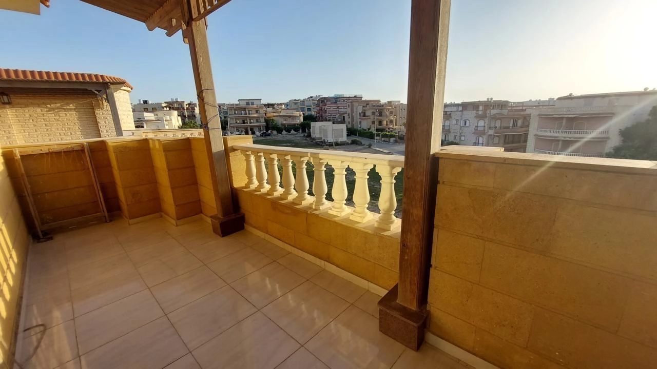 شاليه للايجار في قريه اللوتس الساحل الشمالي غرفتين