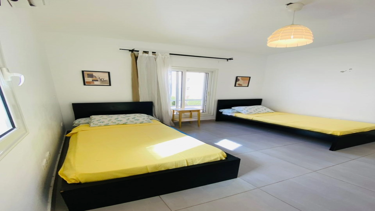 شاليه للايجار في امواج غرفتين