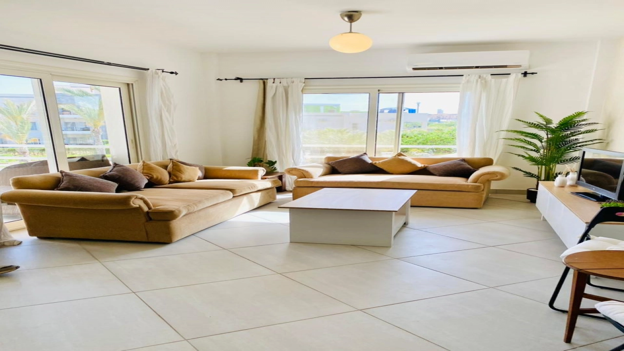 شاليه للايجار في امواج غرفتين