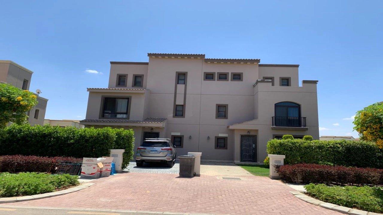 فيلا للايجار في مراسي فيرونا 3 غرف