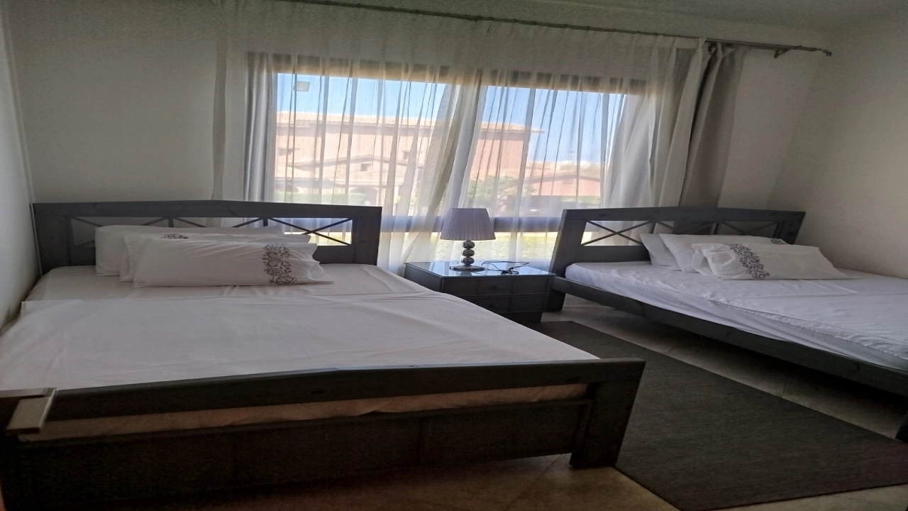 فيلا للايجار في مراسي فيرونا 3 غرف