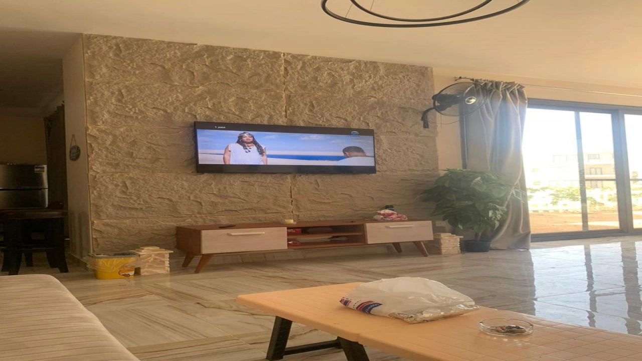 شاليه للايجار فى ماونتن فيو ارضى بجاردن  4 غرف