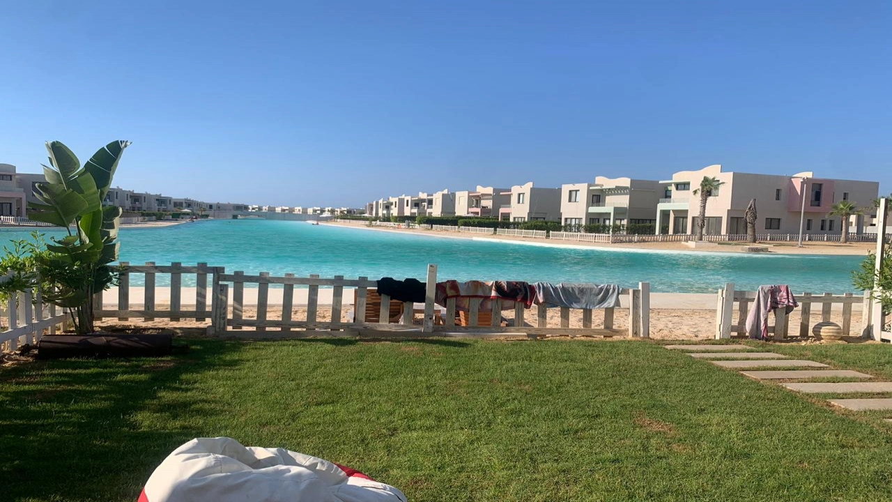 شاليه للايجار فى ماونتن فيو ارضى بجاردن  4 غرف